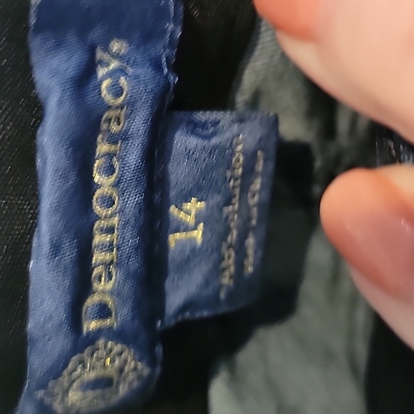 Democracy Dark Wash Ab Solution Waist Flattering Raw Hem Jeans Size 14 - Picture 3 of 4